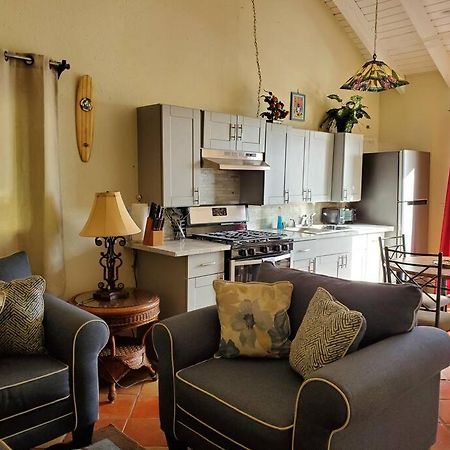 The Cottage At Villa Indigo Charlotte Amalie Exterior photo