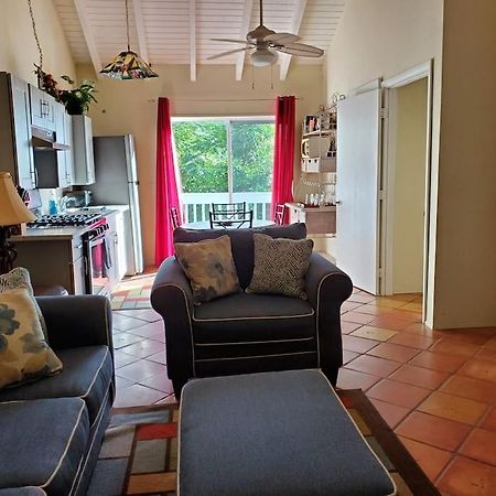 The Cottage At Villa Indigo Charlotte Amalie Exterior photo